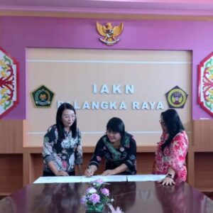 LP2M IAKN Palangka Raya Gelar Penandatanganan Administrasi Penelitian Dosen dan Mahasiswa Tahun 2025