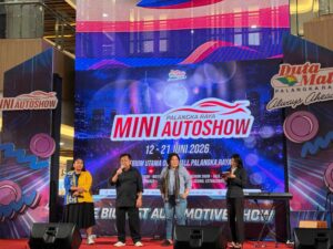 IAKN Palangka Raya Promosikan Pendidikan Berbasis Seni dan Budaya Melalui Penampilan Kreatif di Duta Mall