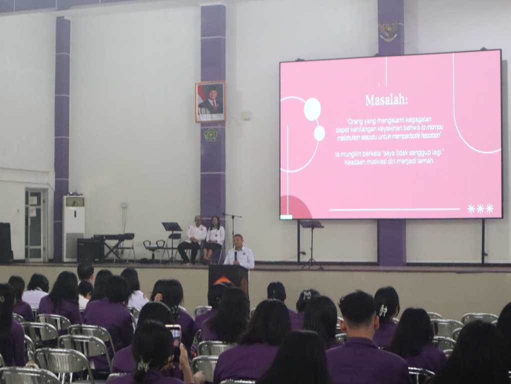 Dr. Rinto Hasiholan Hutapea, M.Th., Menghadapi Masalah dengan Motivasi Diri di dalam Kristus